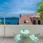 Sunshine Place Apartamento *