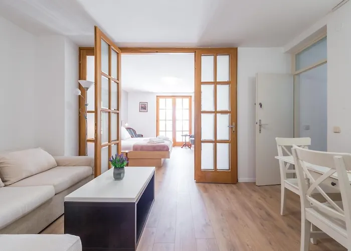 Sunshine Place アパート *