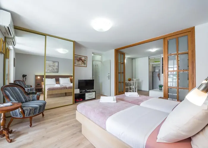 アパート Sunshine Place ドゥブロブニク